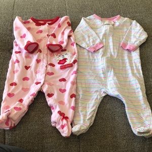 CARTERS 0-3 month girls pajama bundle pink-white